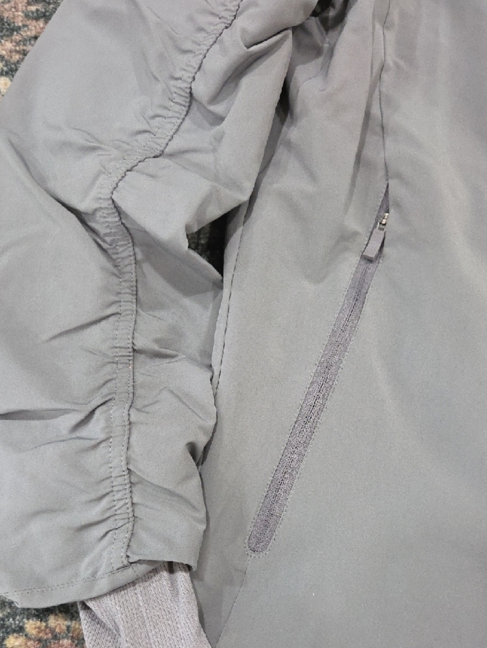 Nike Women's Shield Golf Bomber Jacket - Picture 8 of 11